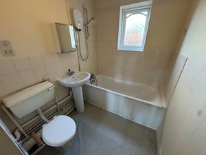 Photo 7- click for photo gallery